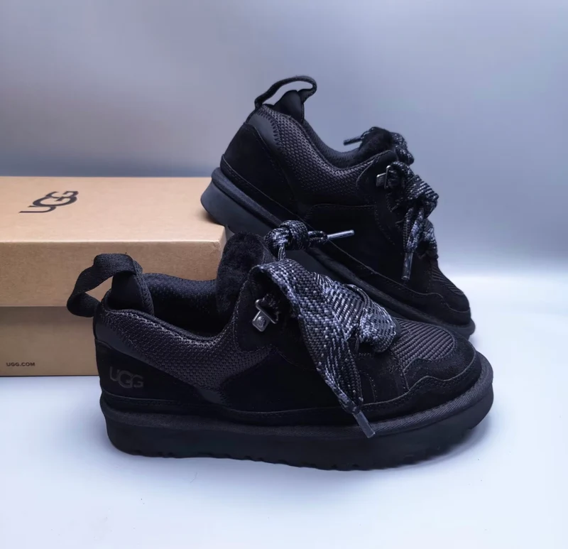 Ugg Short Trainer