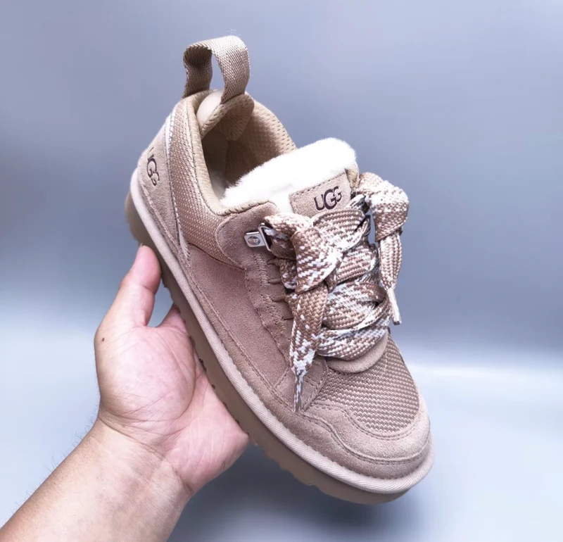 Ugg Short Trainer