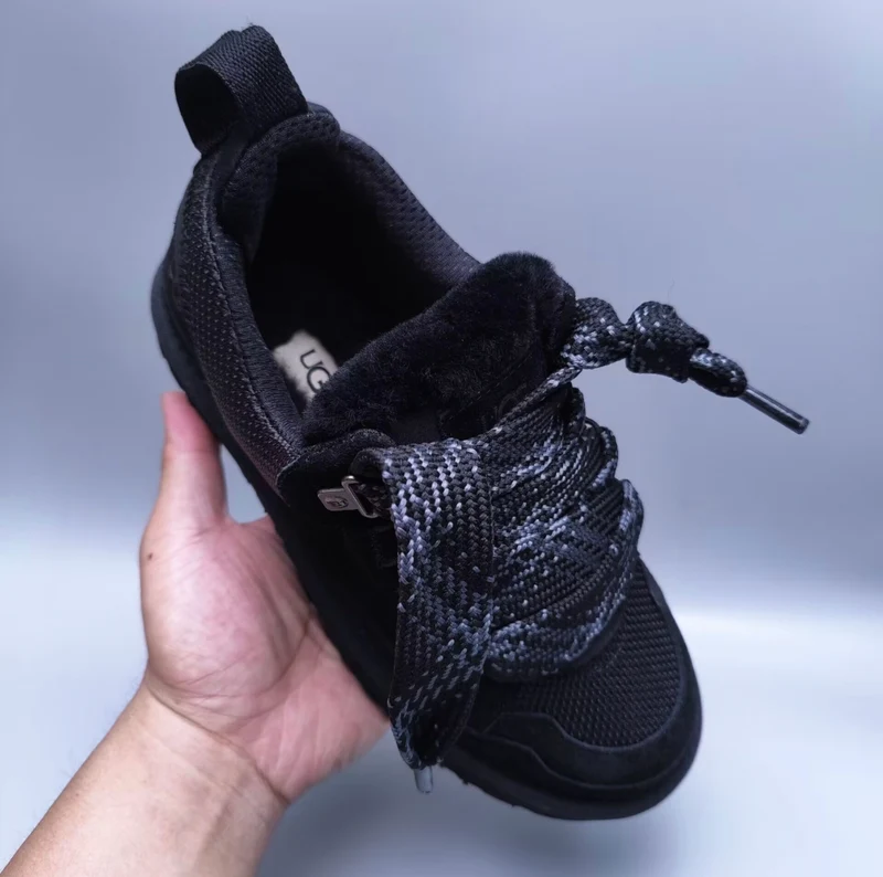 Ugg Short Trainer
