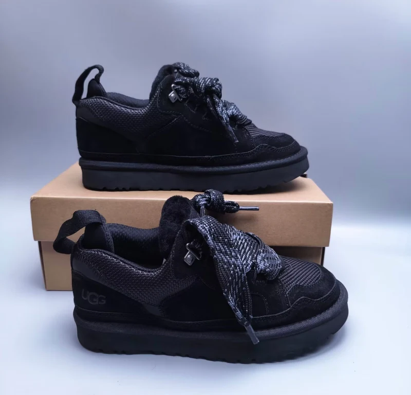 Ugg Short Trainer