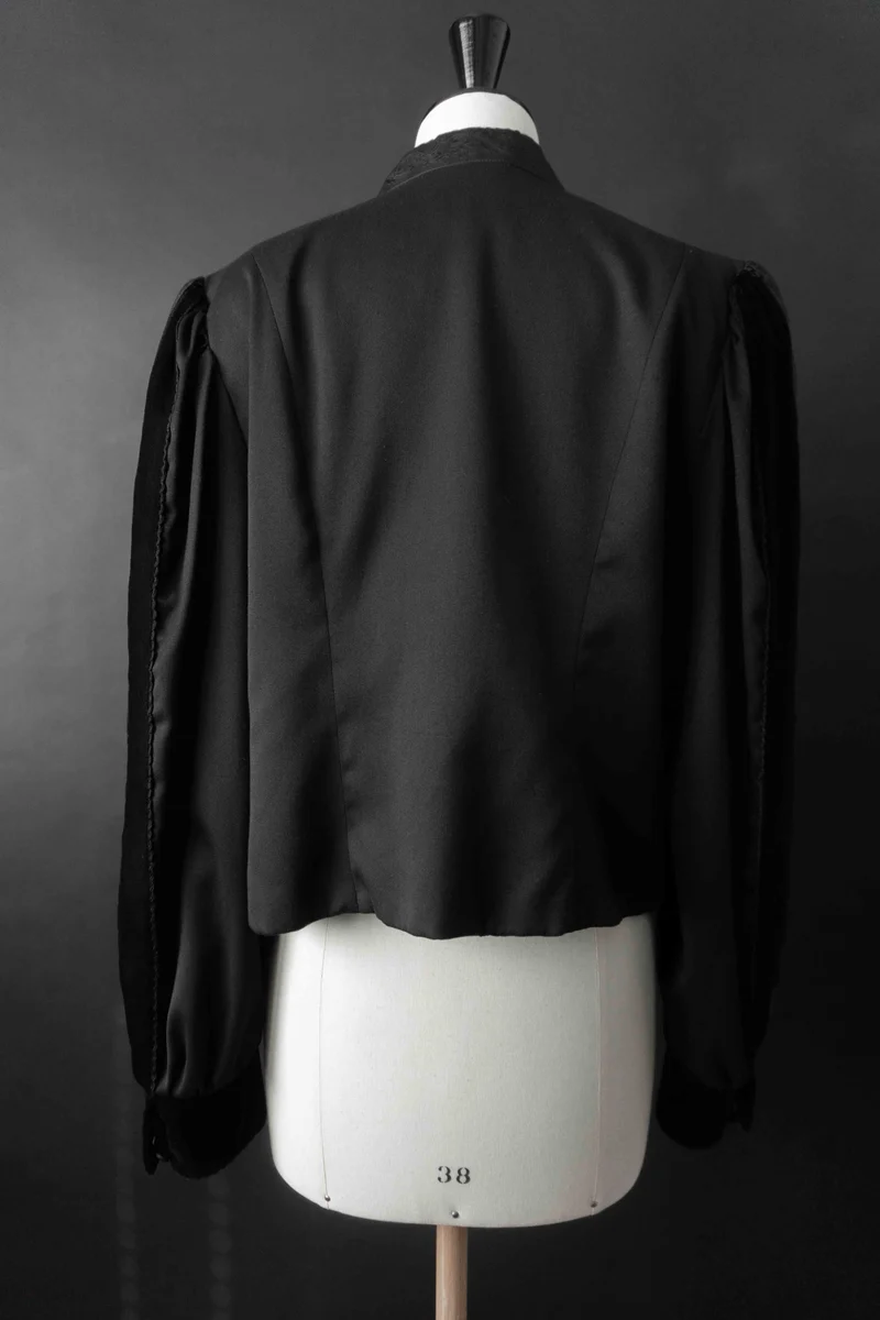 Vintage Dark Folklore Blazer aus Wolle und Samt, M–L