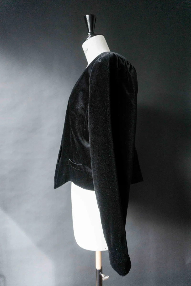 Vintage Samtblazer, witchy Puffärmel, M–L