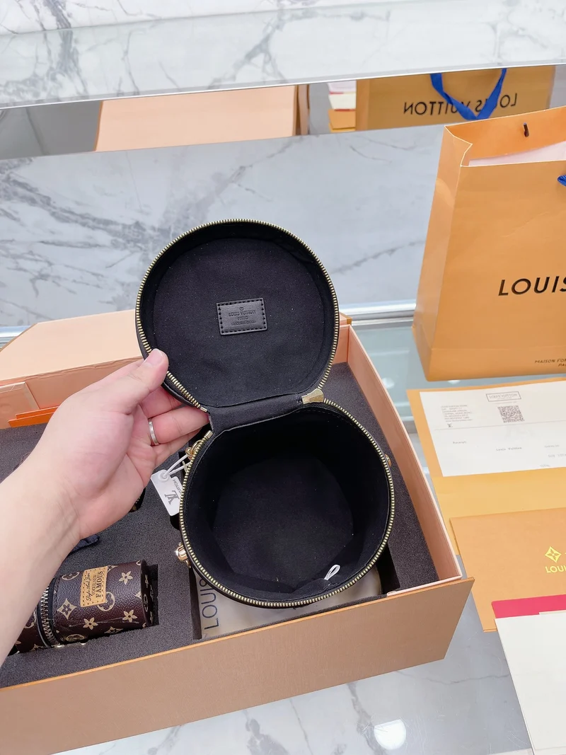 Louie Circle Bag Set