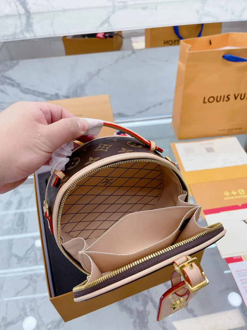 Louie Chapeau Bag Set