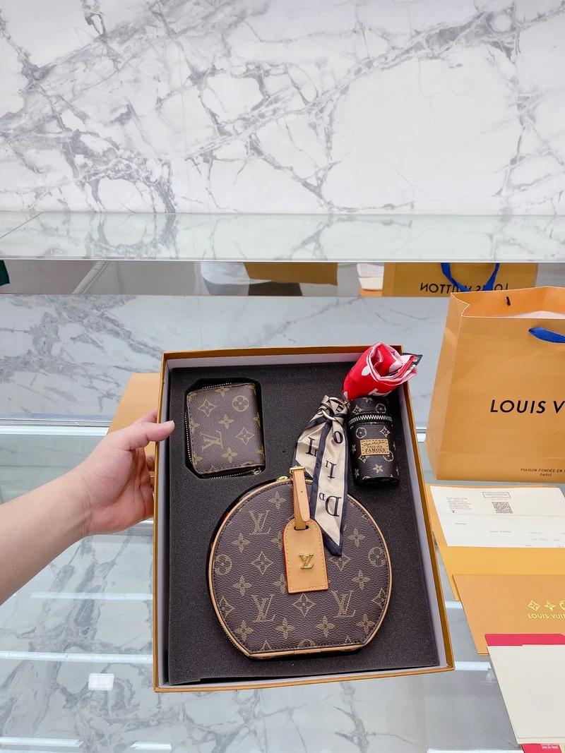 Louie Chapeau Bag Set