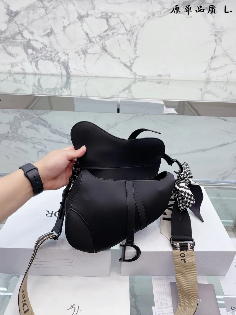 D Sandle Bag