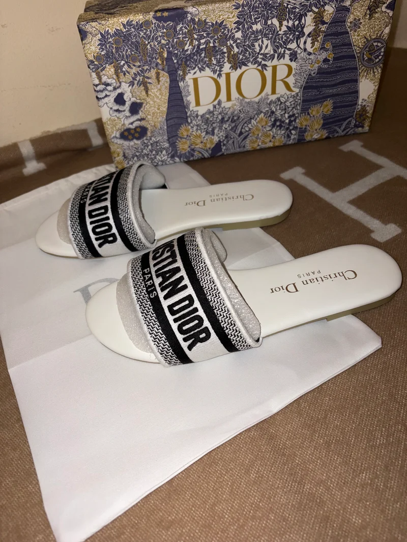 Diora Paris Sandals