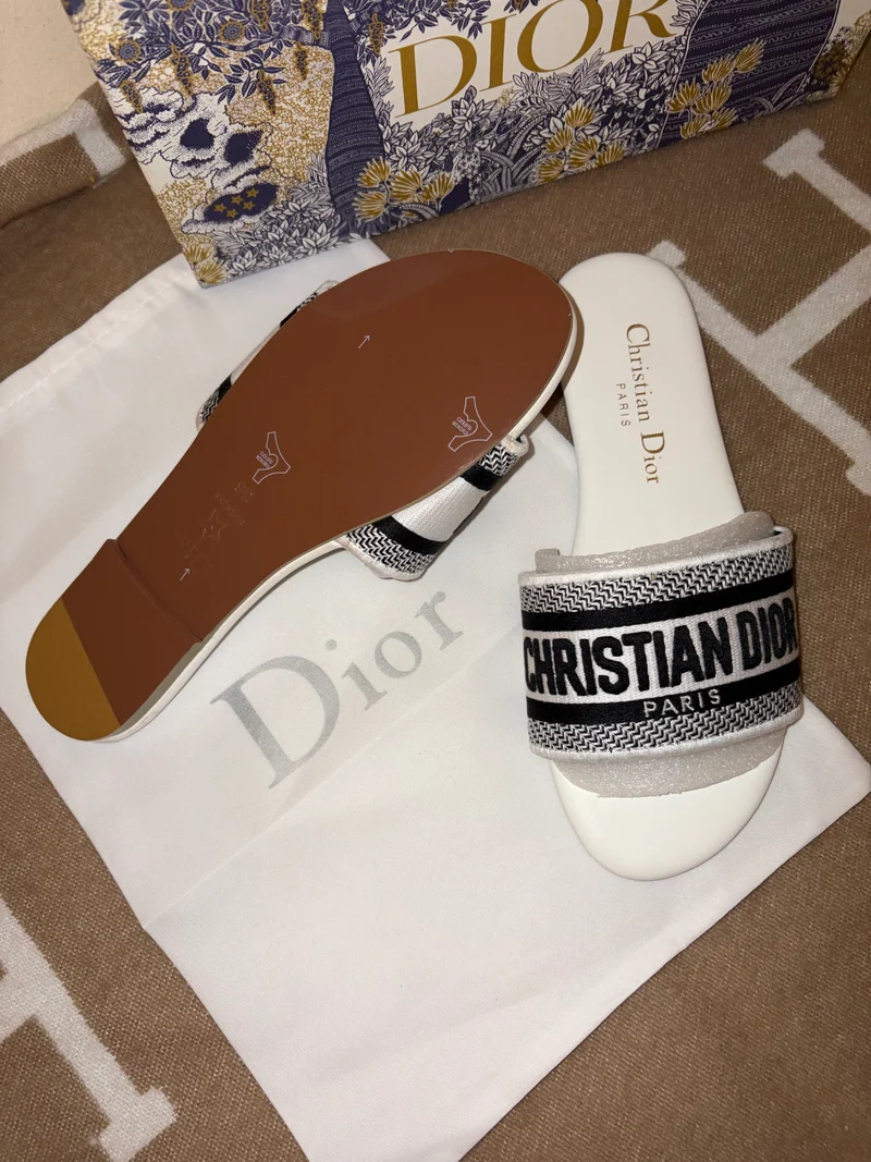 Diora Paris Sandals