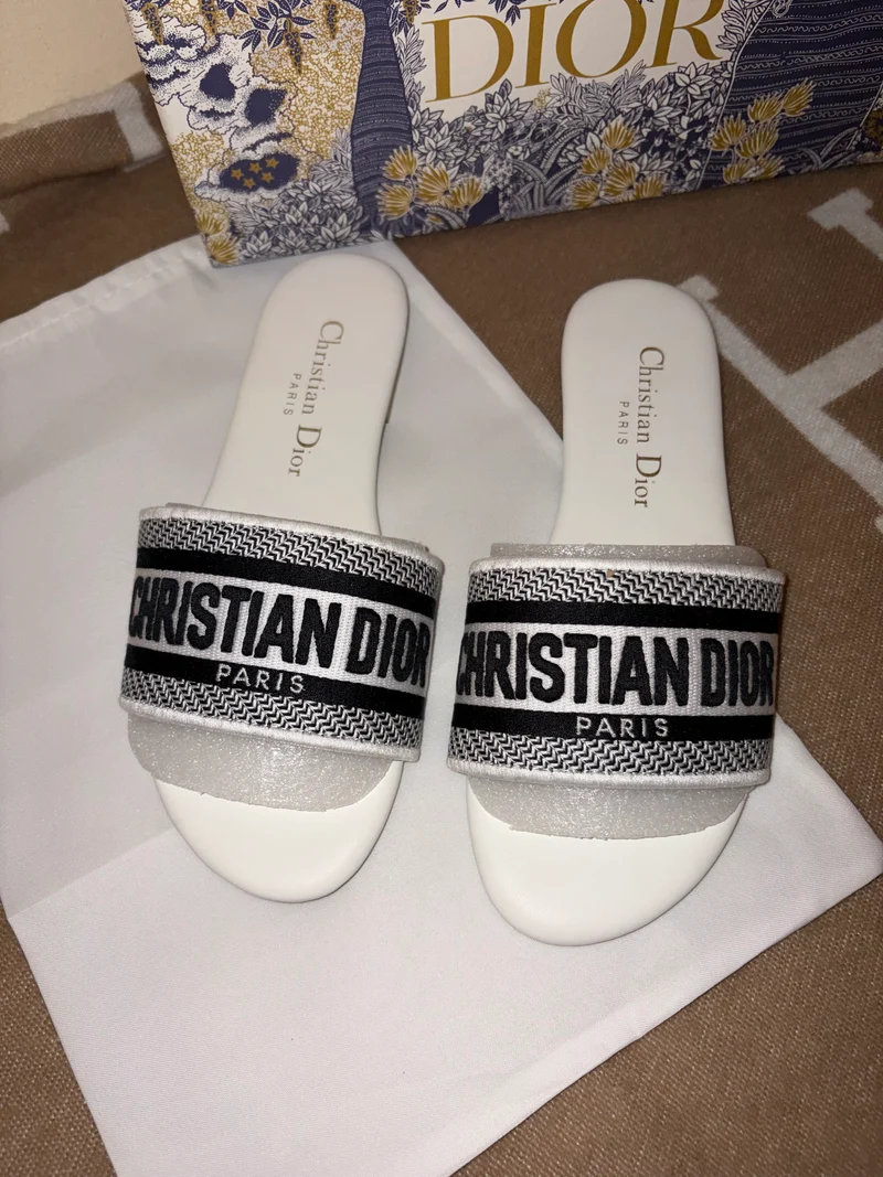 Diora Paris Sandals