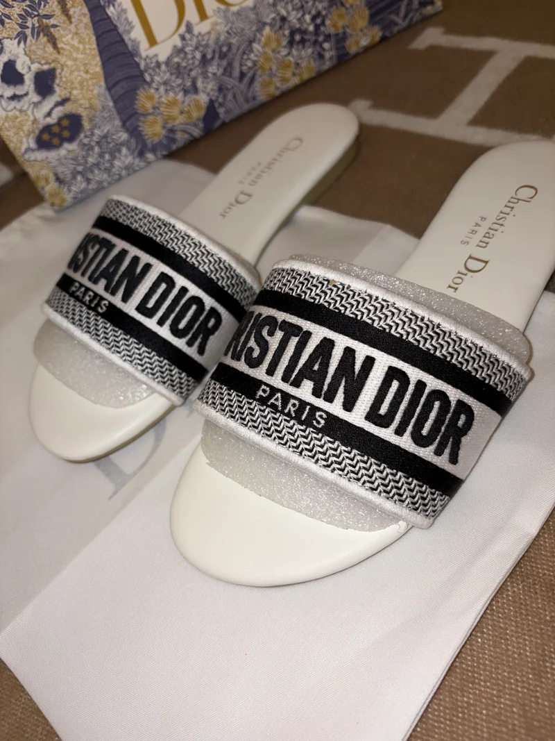 Diora Paris Sandals