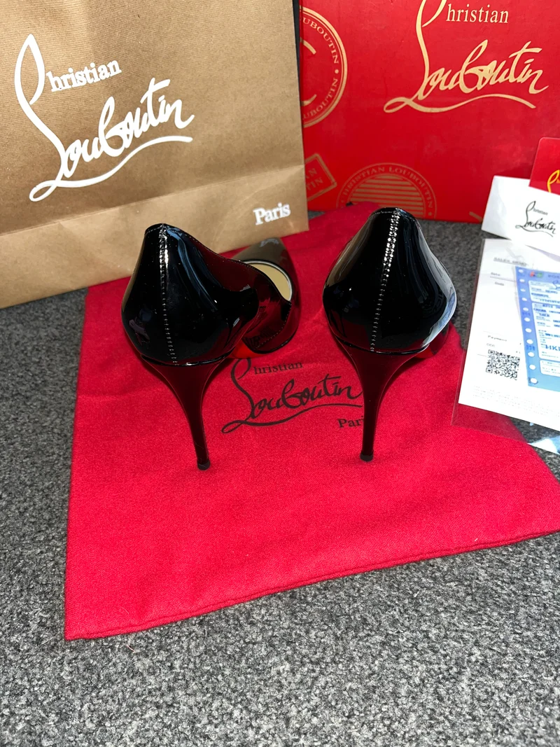 Black Red Bottomed Heels