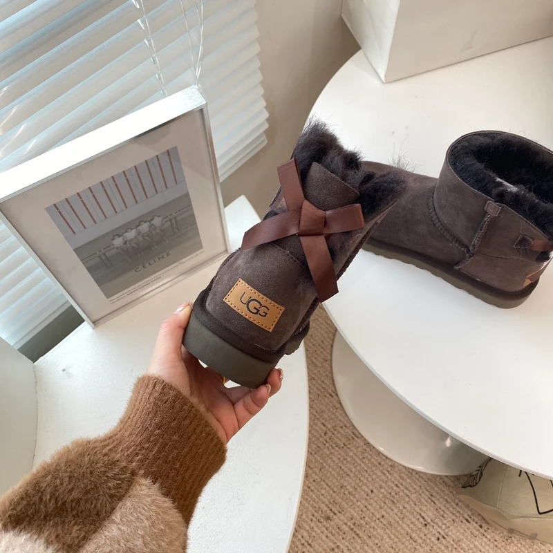 Bow Ugg Boots