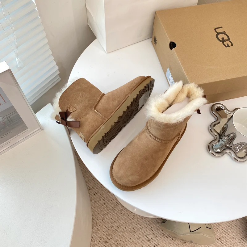 Bow Ugg Boots