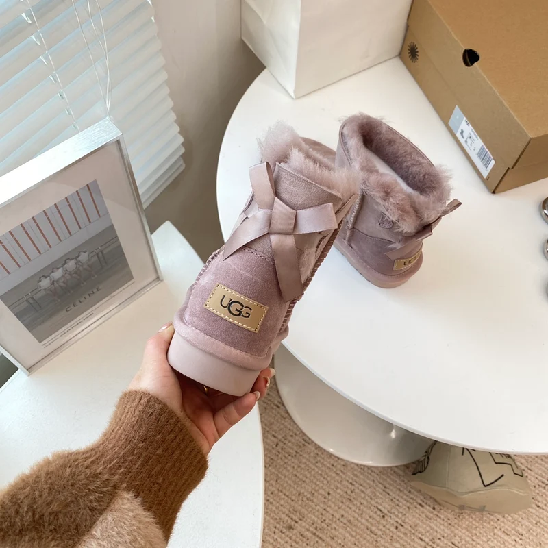 Bow Ugg Boots