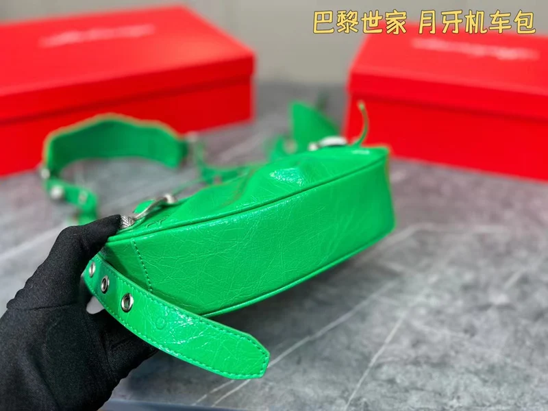 Green Shoulder Bag