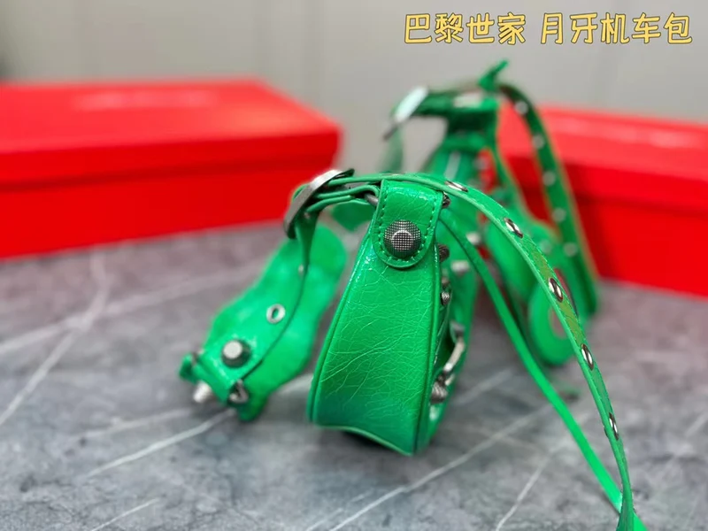 Green Shoulder Bag