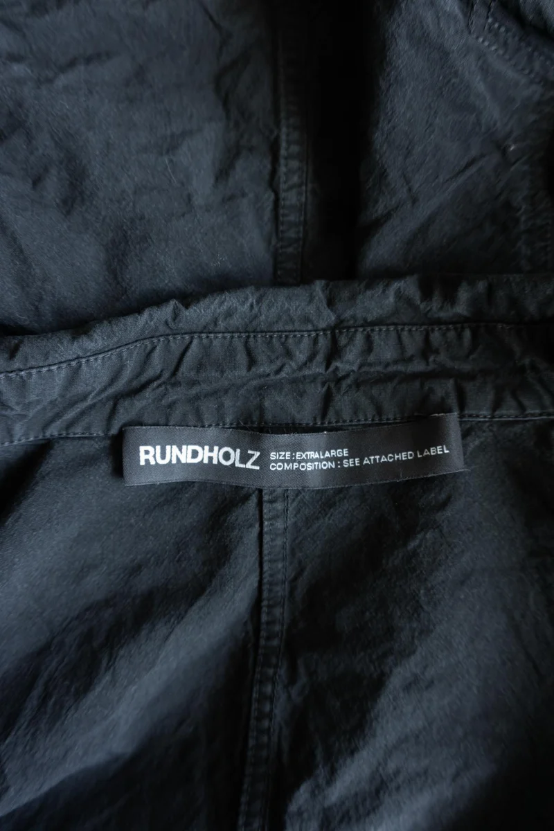 RUNDHOLZ Avantgarde Blazer in Schwarz mit Crinkle-Look, M–L