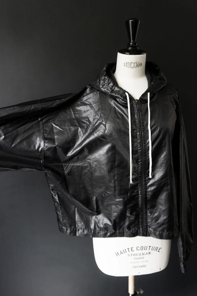90s Vintage Windjacke in Schwarz mit oversized Silhouette, M–L