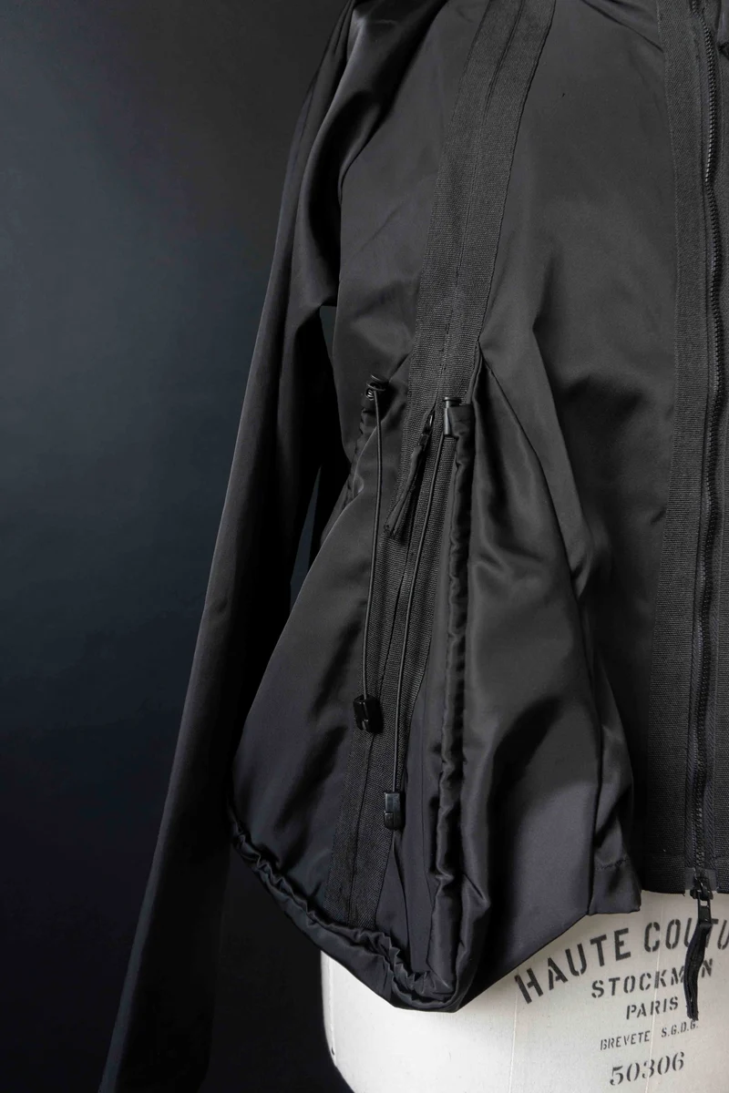 Rundholz Black Label Jacke schwarz – Avantgarde Techwear Zipper Jacket, L