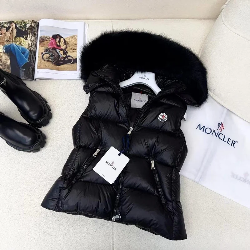 Fur Hooded Bodywarmer