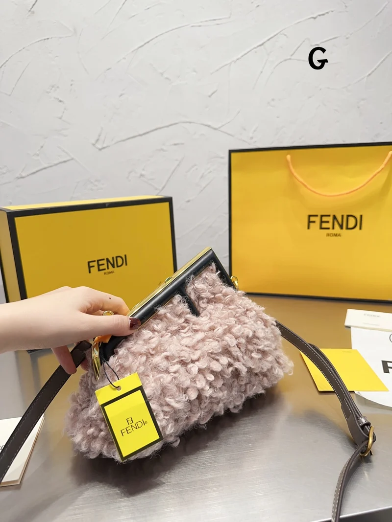 Fluffy FIFI Bag