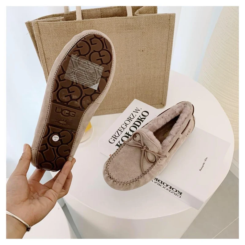 Bow Ugg Slippers