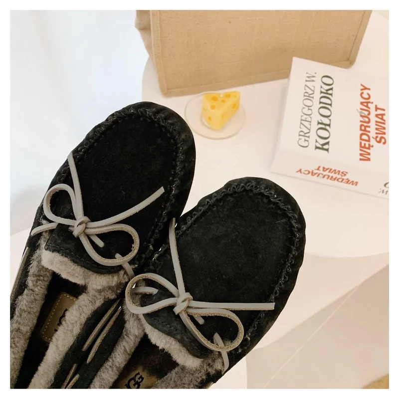 Bow Ugg Slippers