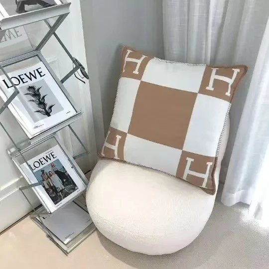 Pillow Cushions