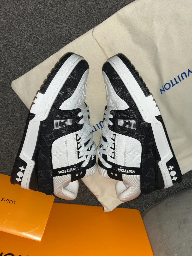 Black & White Trainers