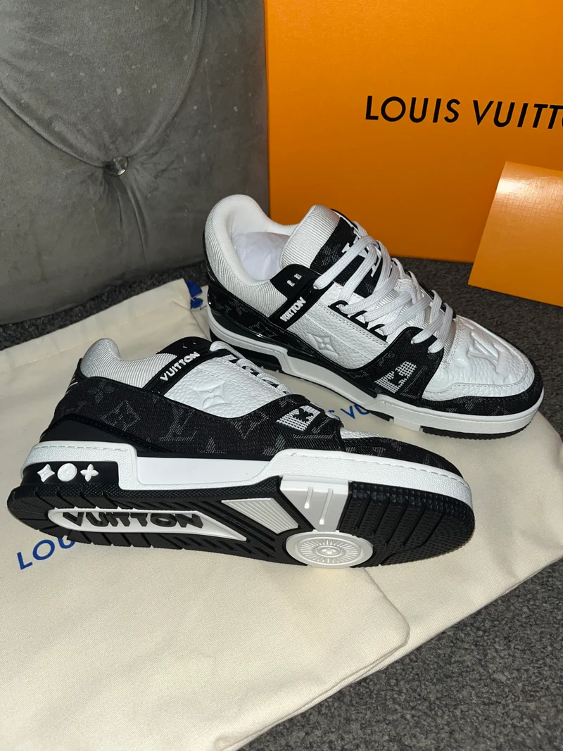 Black & White Trainers