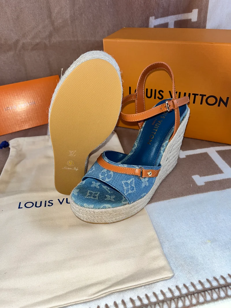 Jean Wedges