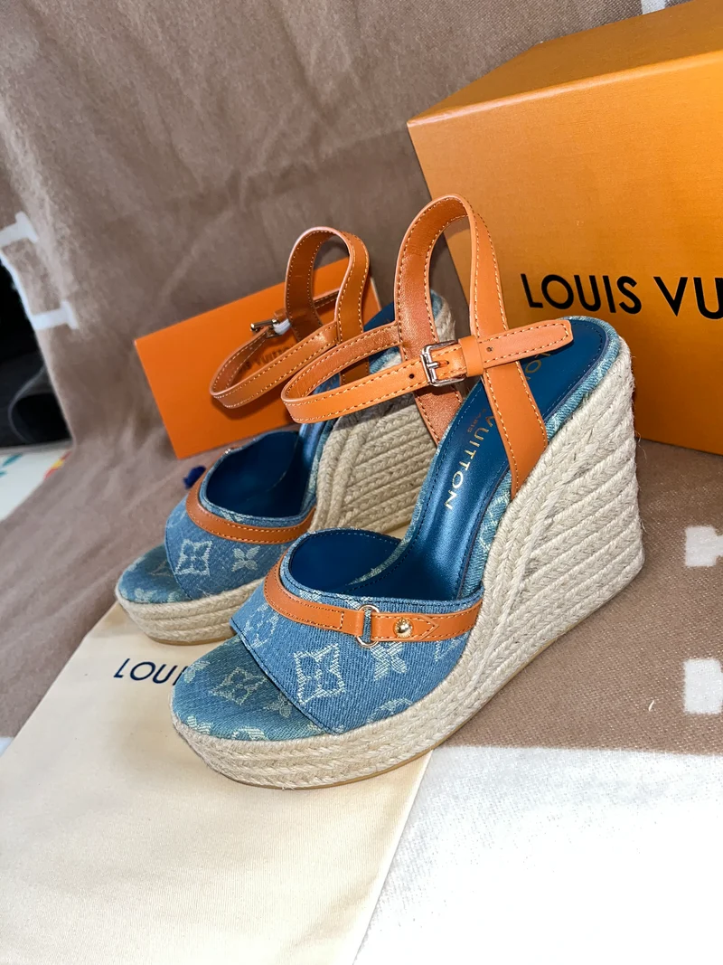 Jean Wedges