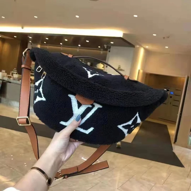 Fluffy Bumbag