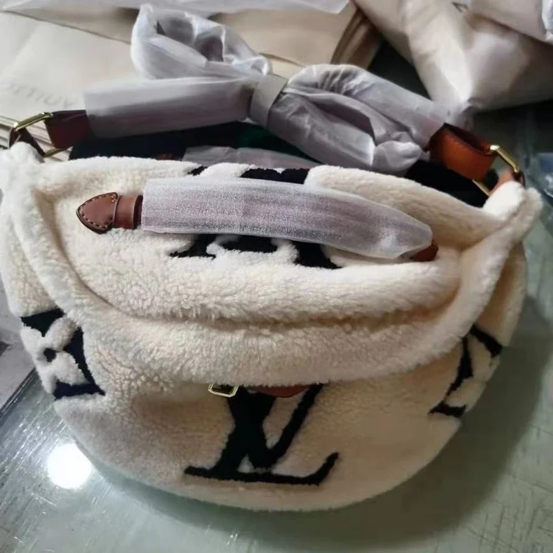 Fluffy Bumbag