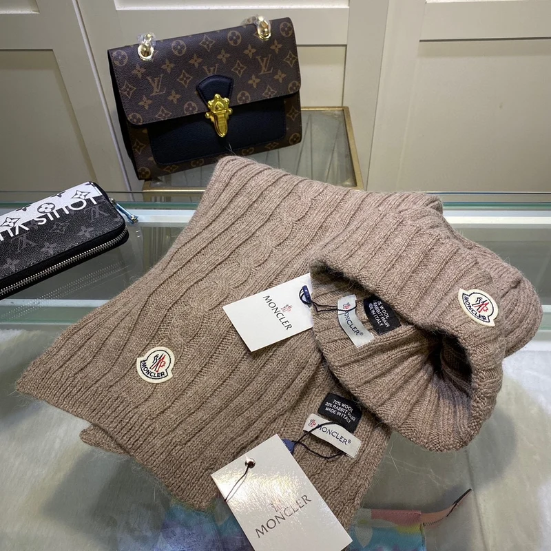 Hat & Scarf Set