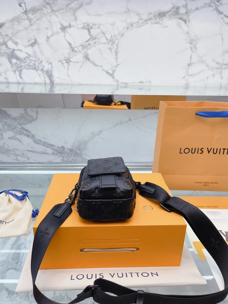 Black Leather Phone Bag