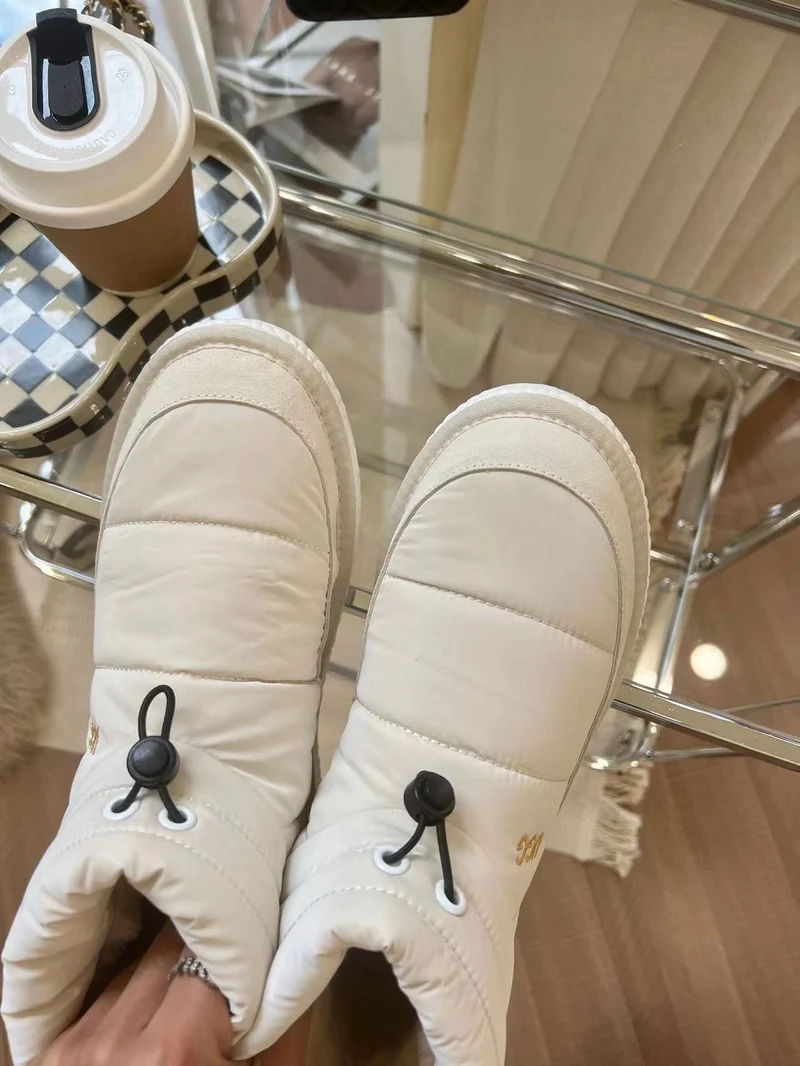 Snow Boots