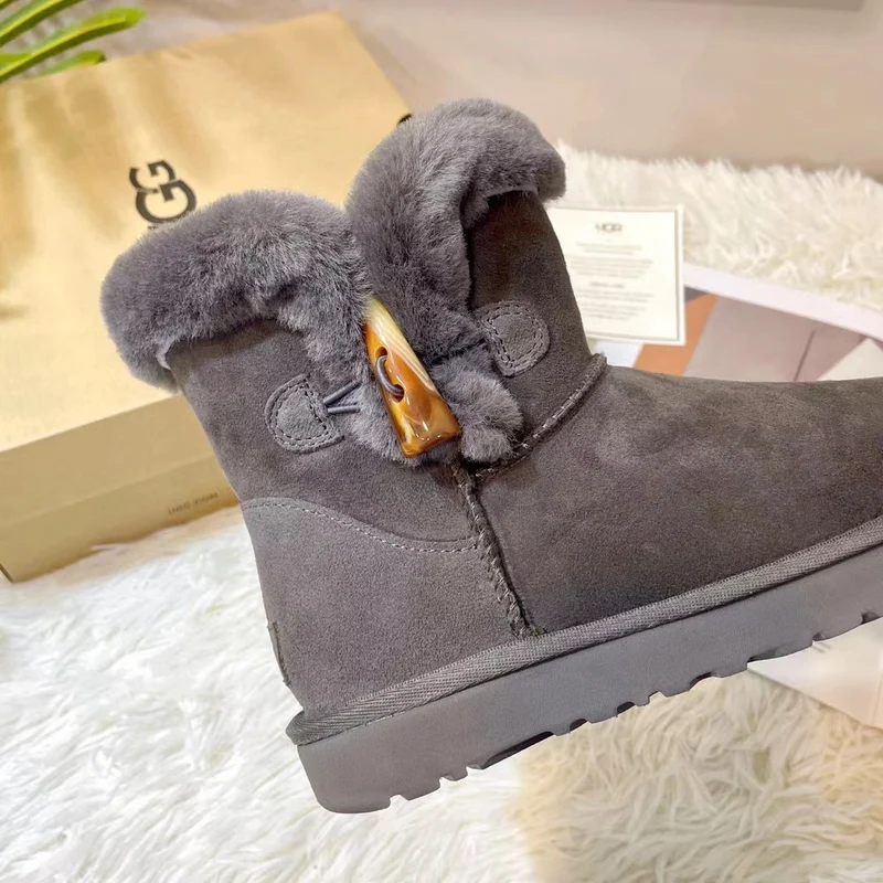 Plain Boots
