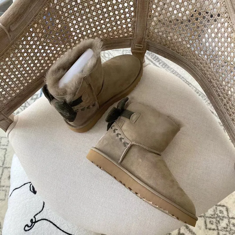Bow Boots