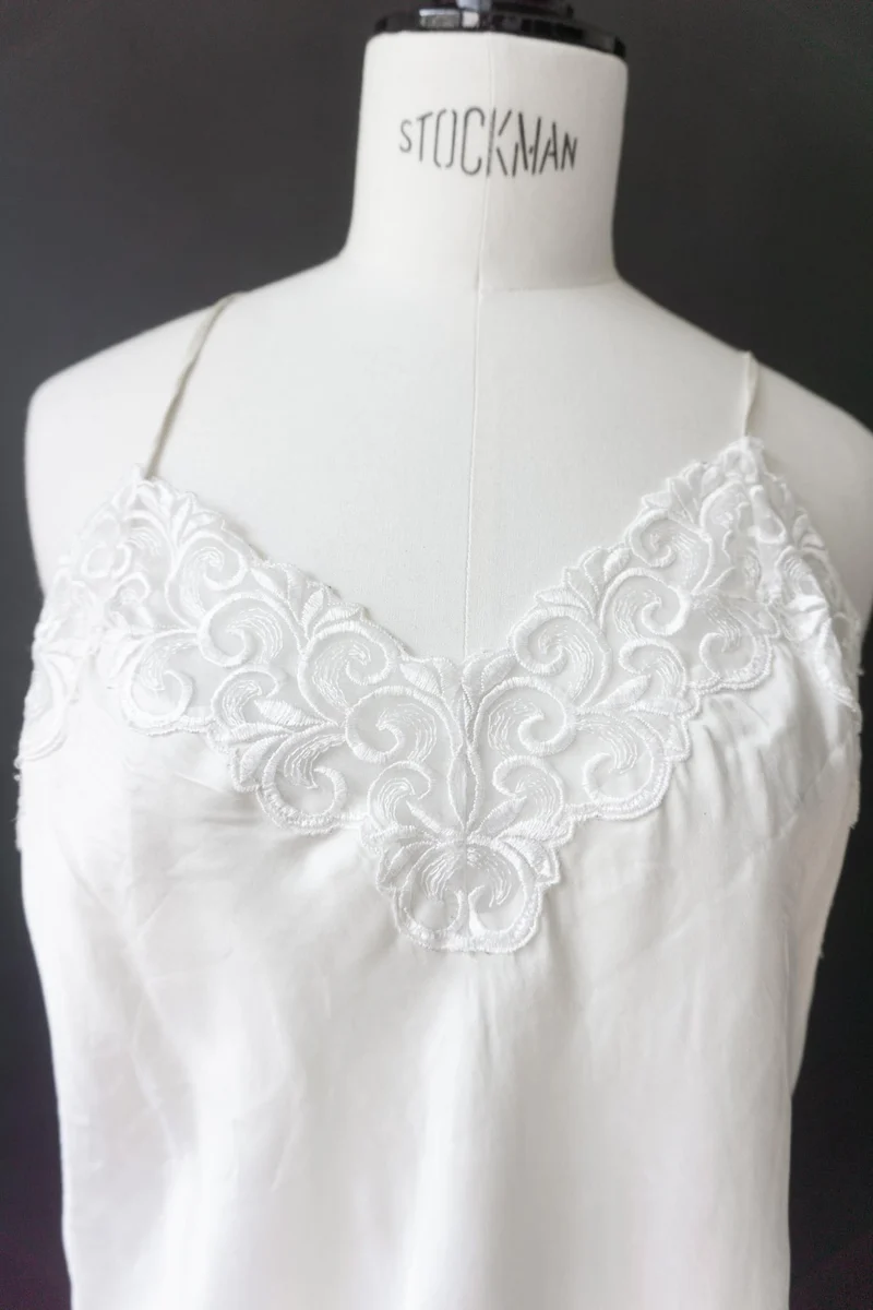 Vintage Lingerie Top, Seide und Spitze, Creme, M–L