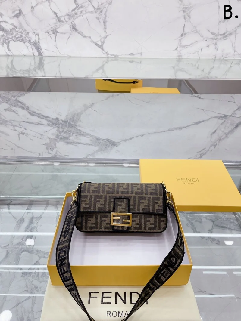 FIFI Shoulder Bag