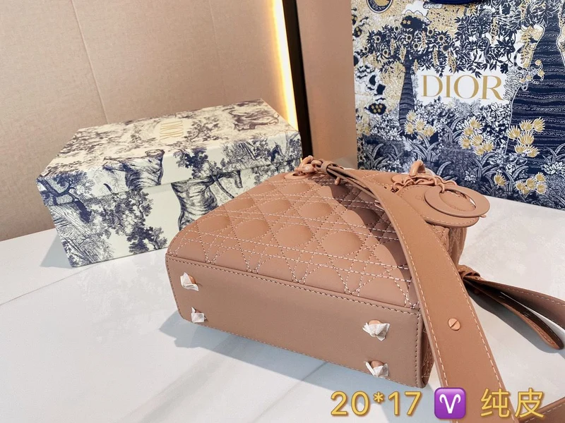 20cm Lady Leather Bag