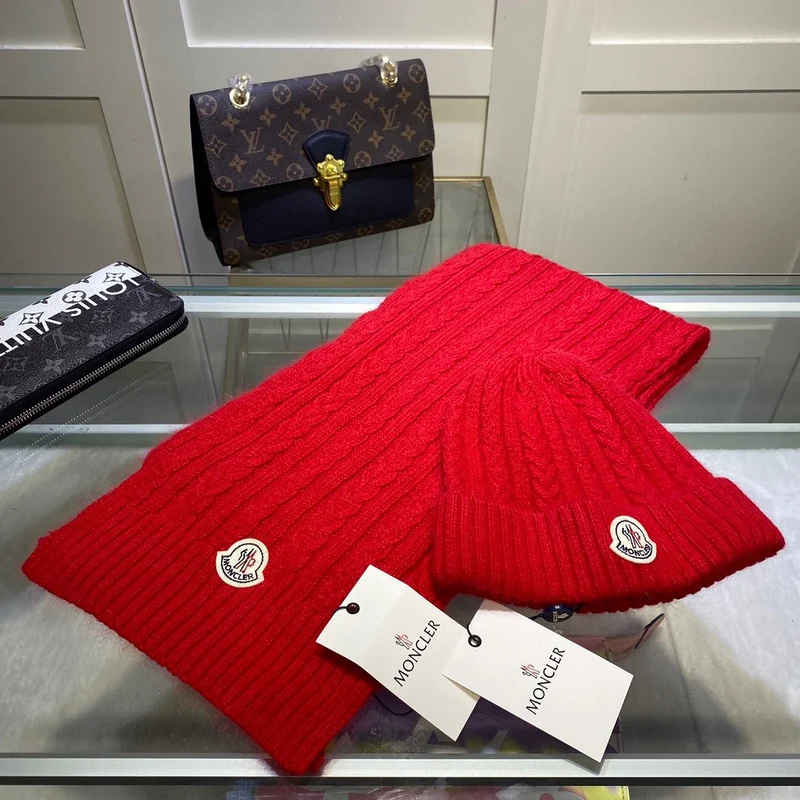Knitted Hat & Scarf Set