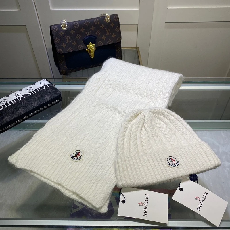 Knitted Hat & Scarf Set