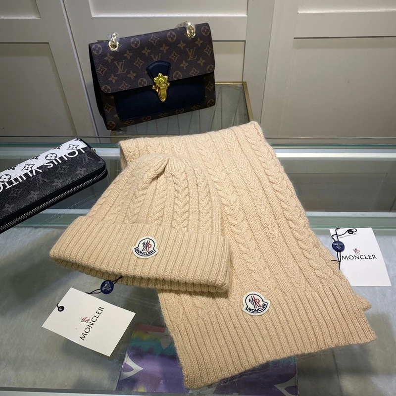 Knitted Hat & Scarf Set