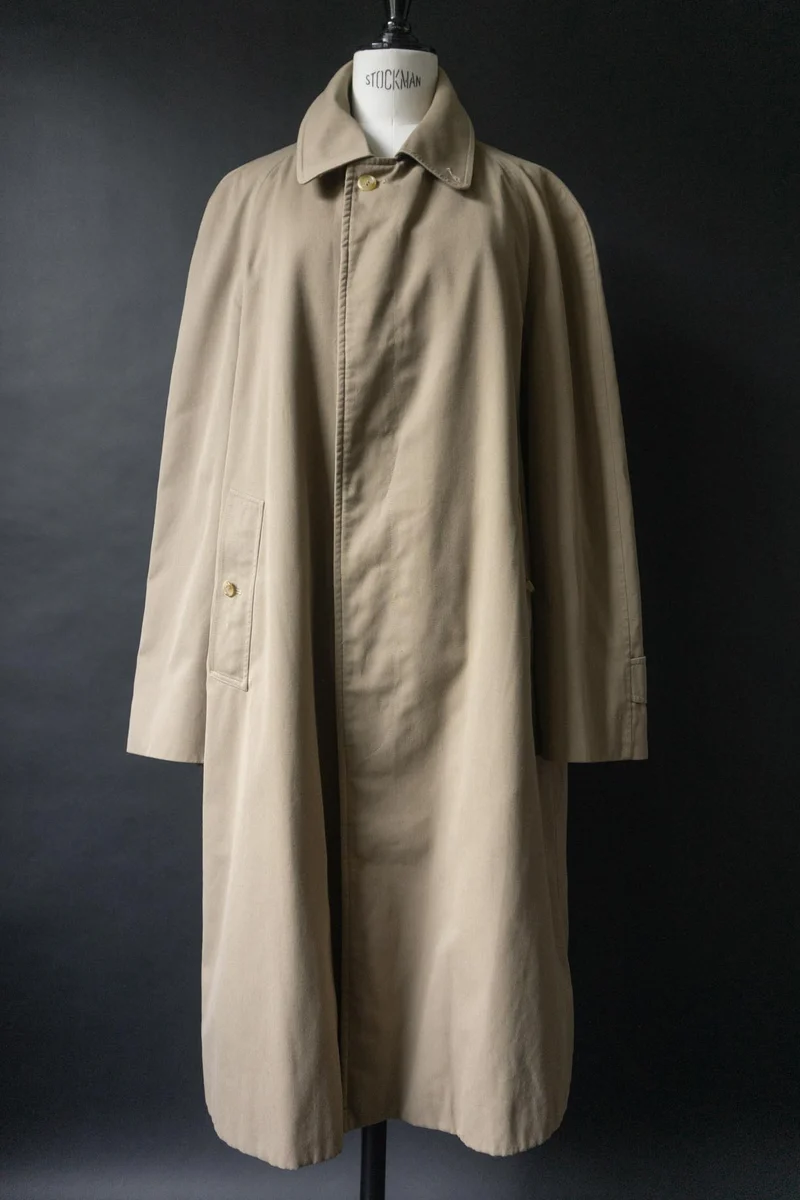 Vintage Burberry Car Coat in Beige, Made in England, M–XL