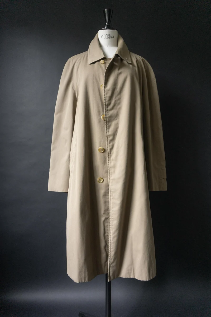 Vintage Burberry Car Coat in Beige, Made in England, M–XL