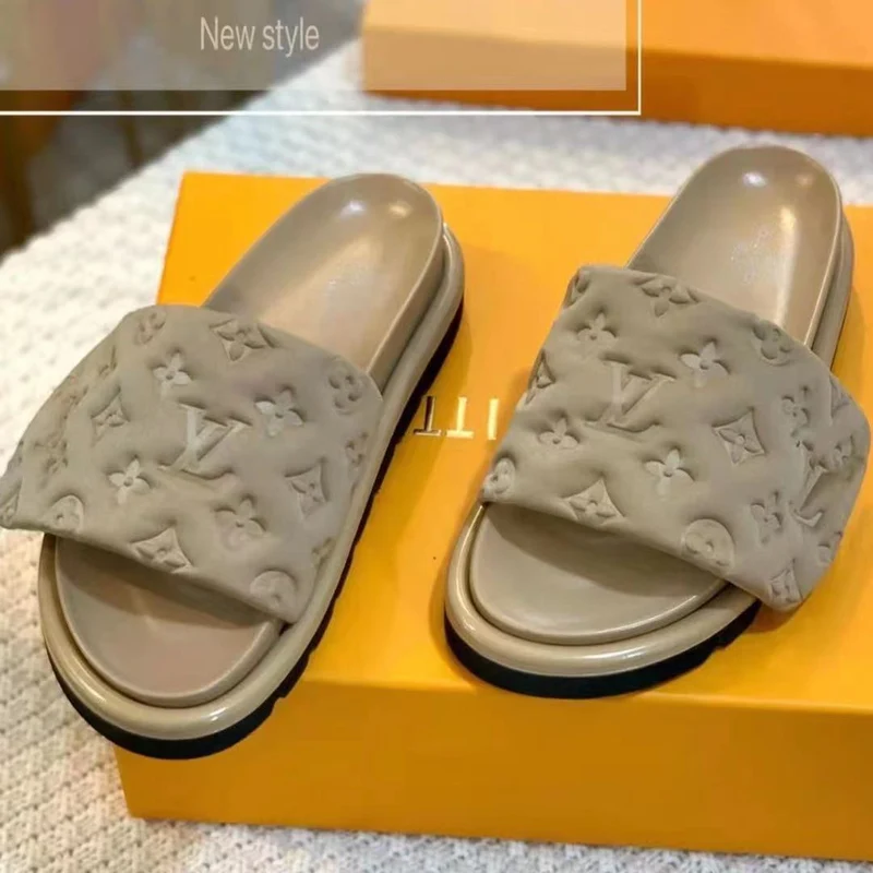 Elastic Suede Pillow Sliders