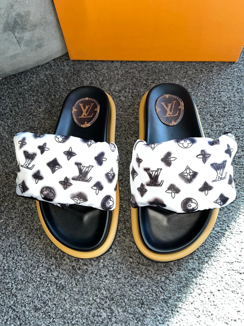 Diamond Elastic Pillow Sliders