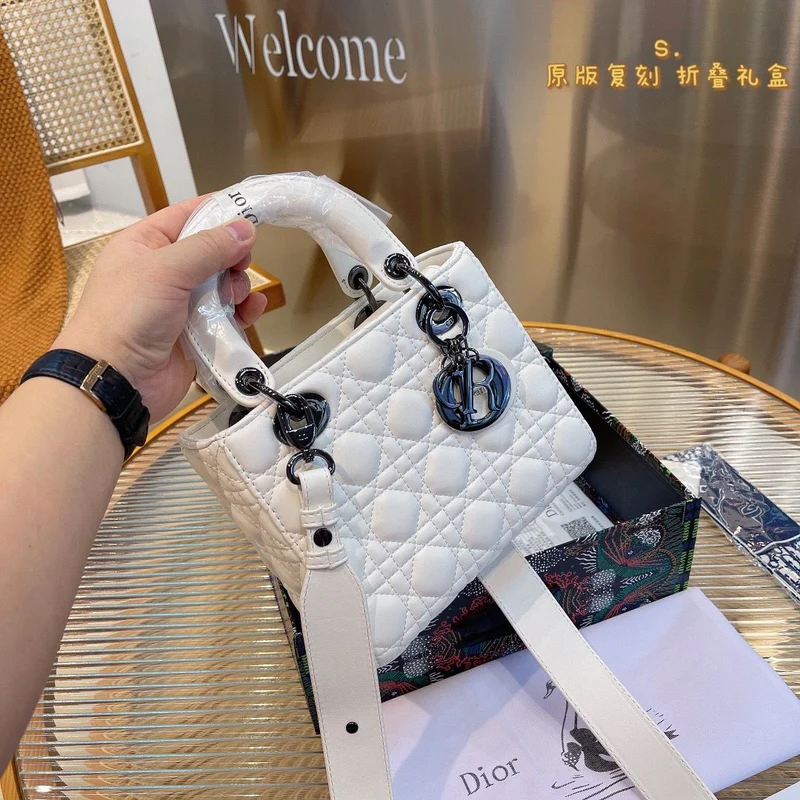 24cm Large Lady Bag